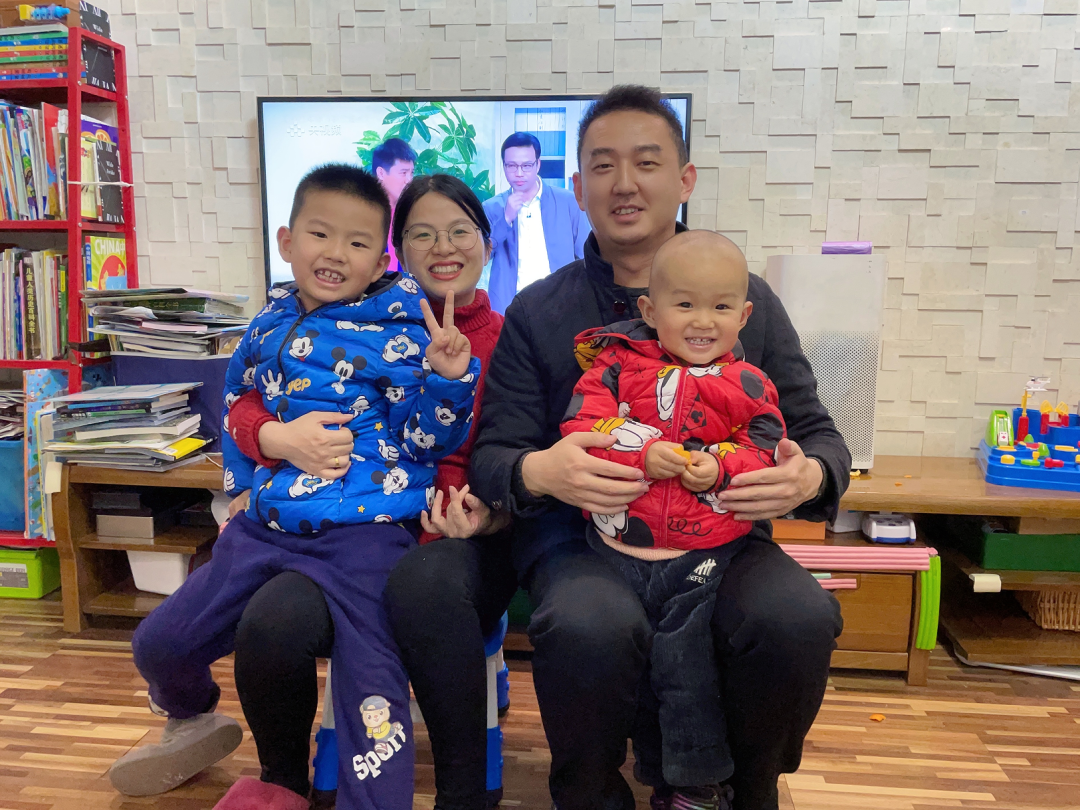 怎么解决异地恋家庭问题_异地恋家庭怎么解决_异地家庭的日常