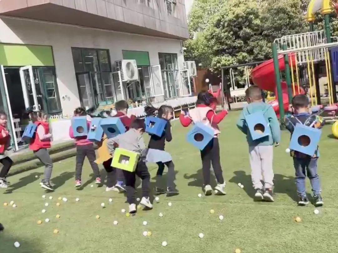 足球规则日常双人颠球是什么_足球规则日常双人颠球视频_足球双人颠球日常规则
