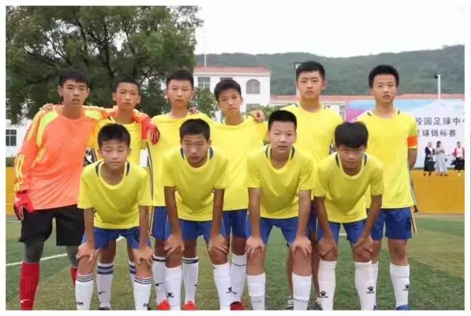 南昌市中学篮球冠军是谁_南昌市高中篮球队排名_南昌篮球高中学校有哪些