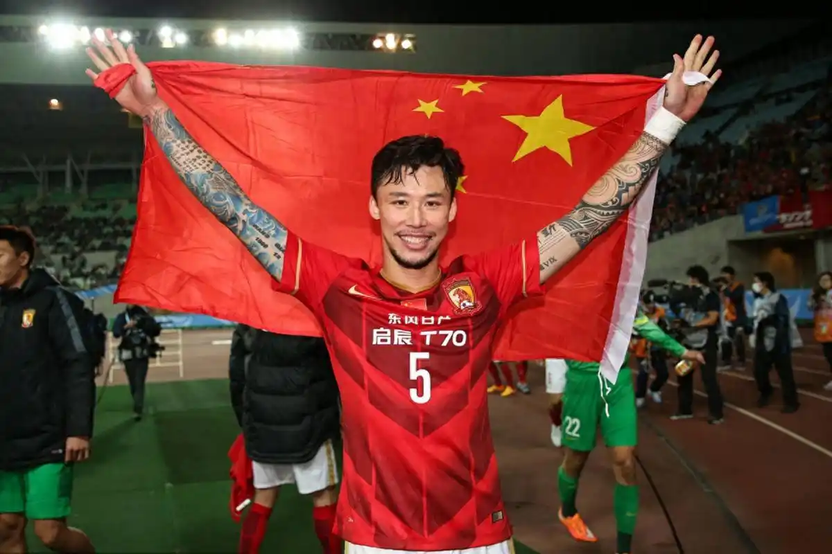 足球厉史_足球历史球员排行榜_足球历史上最快