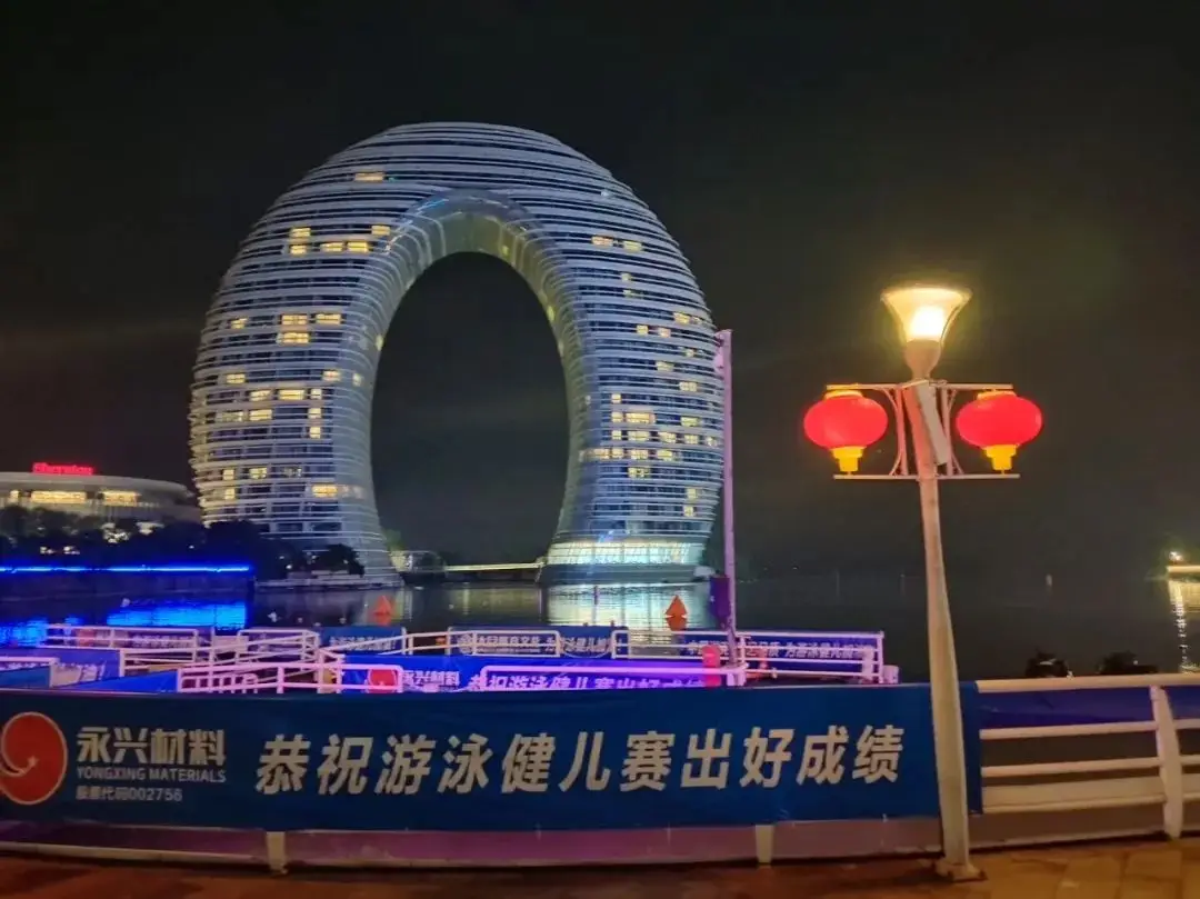 老年组游泳锦标赛冠军_游泳赛冠军老年组锦标赛视频_游泳冠军赛2021