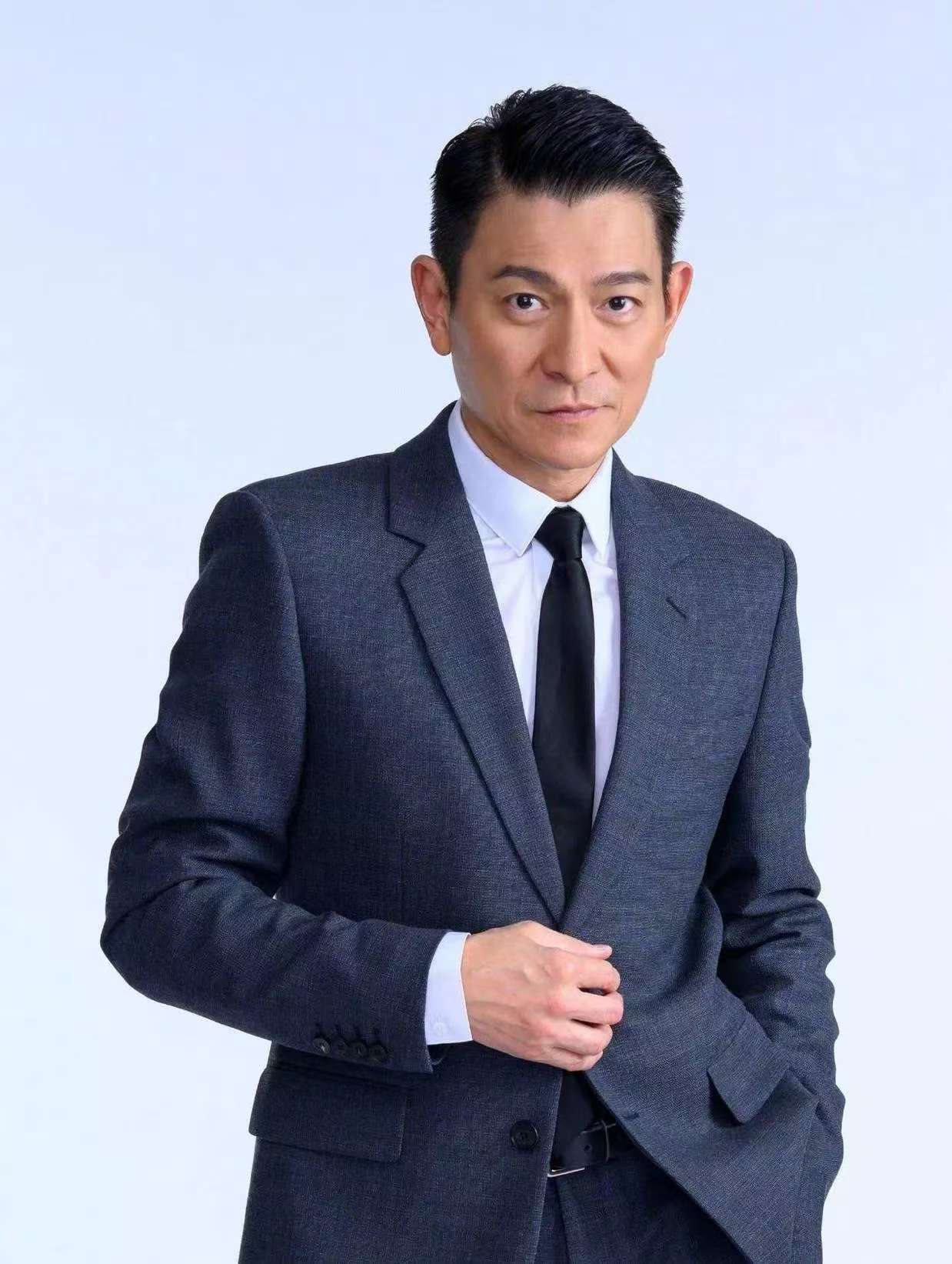 健身明星_明星在健身房_明星晚上健身